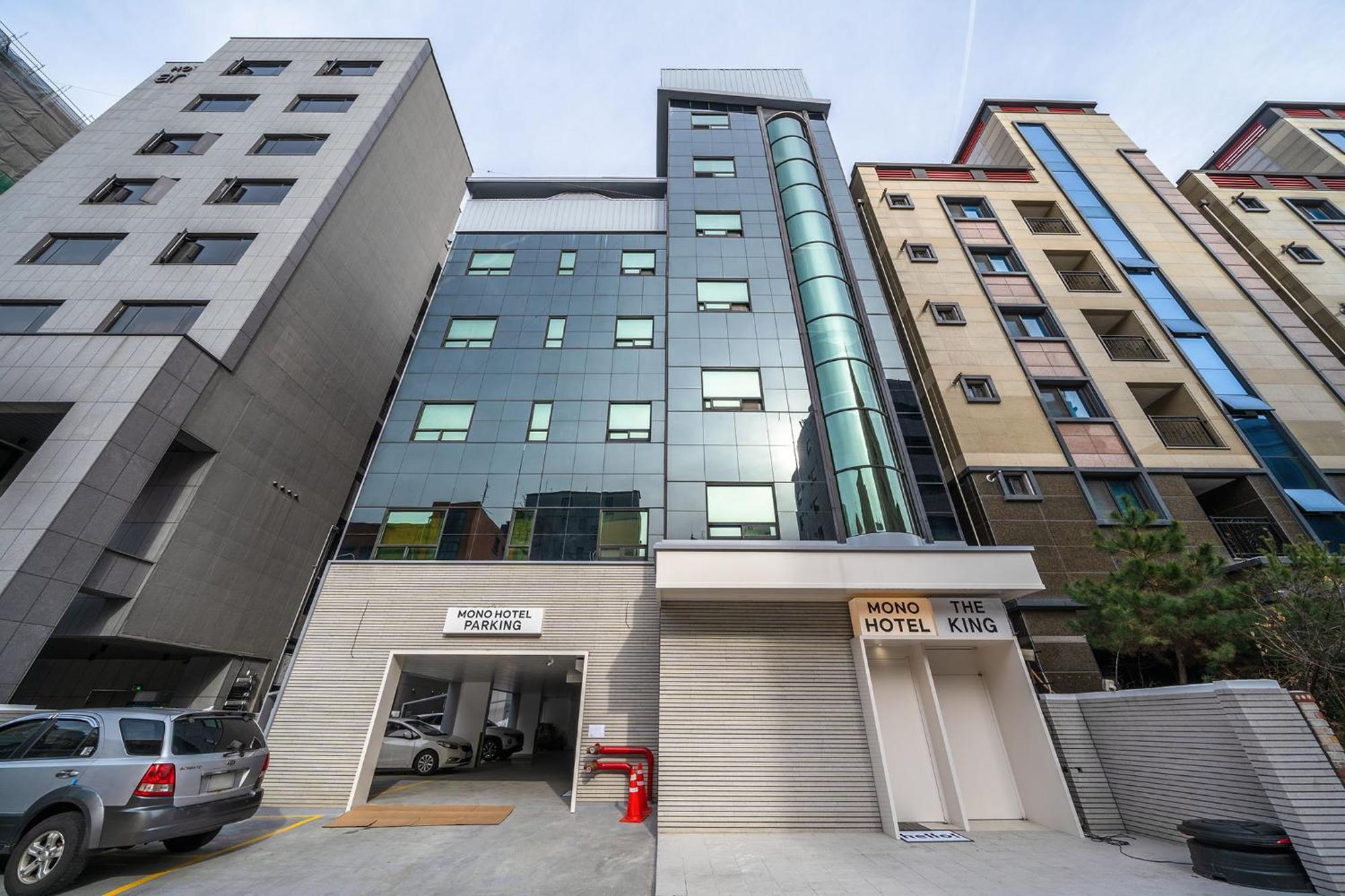 Mono Hotel Suwon Esterno foto